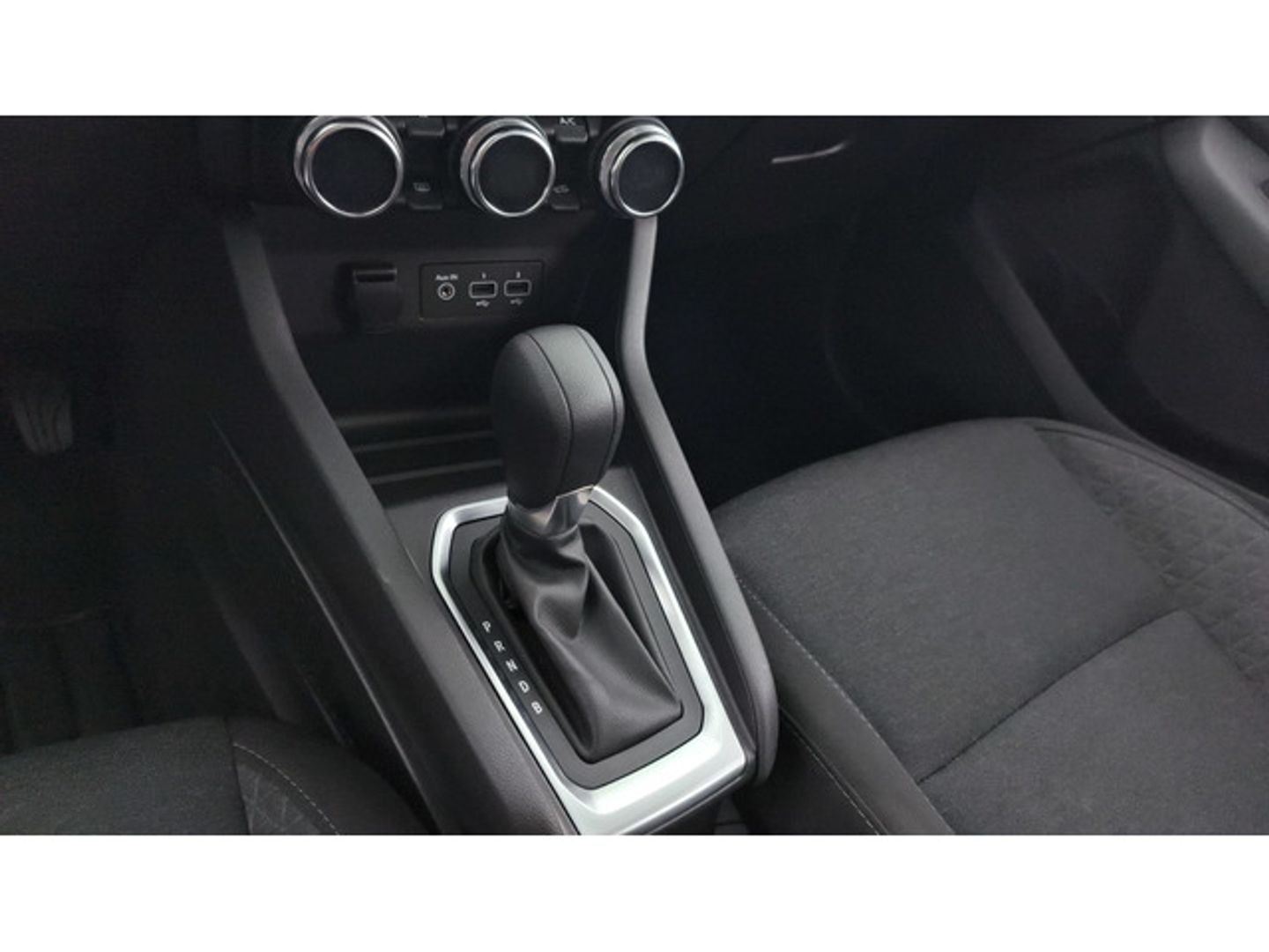 Renault Clio Equilibre E-Tech Híbrido 104 kW (140CV) Rojo Compact