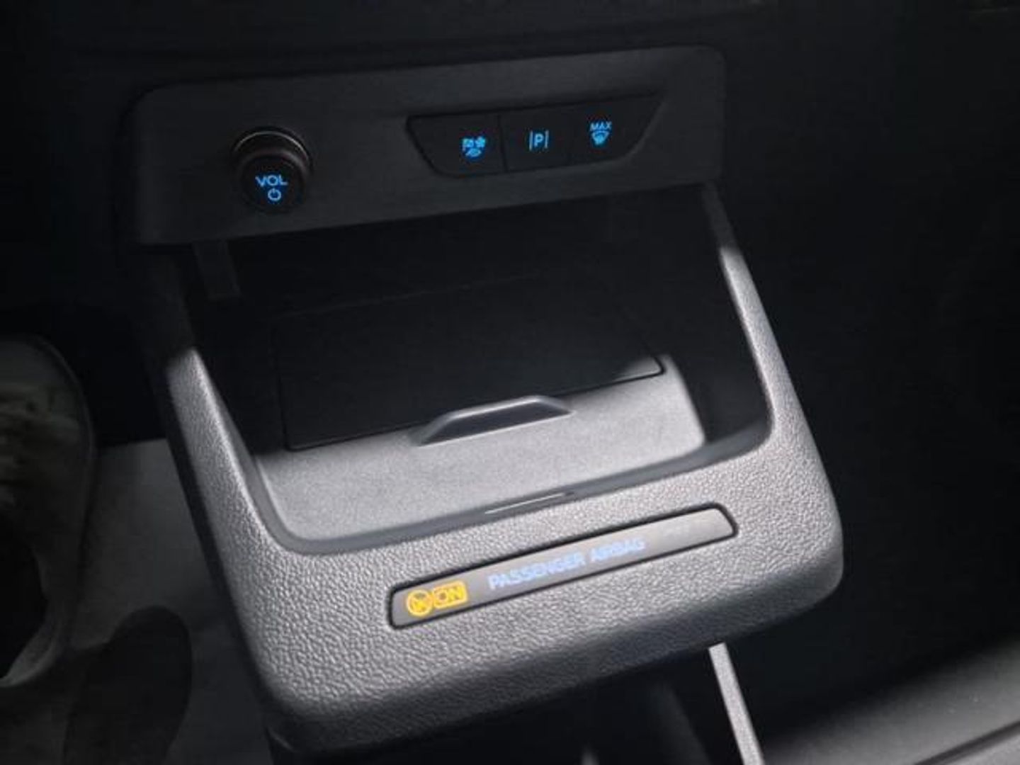 Ford Transit Courier Furgon BEV 54kWh Trend Auto 100 kW (136 CV) Blanco Industrial