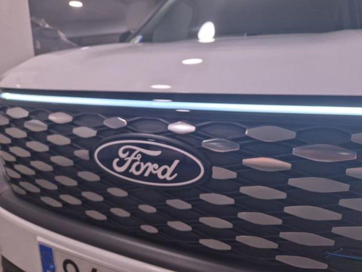 Ford Transit Courier Furgon BEV 54kWh Trend Auto 100 kW (136 CV) Blanco Industrial