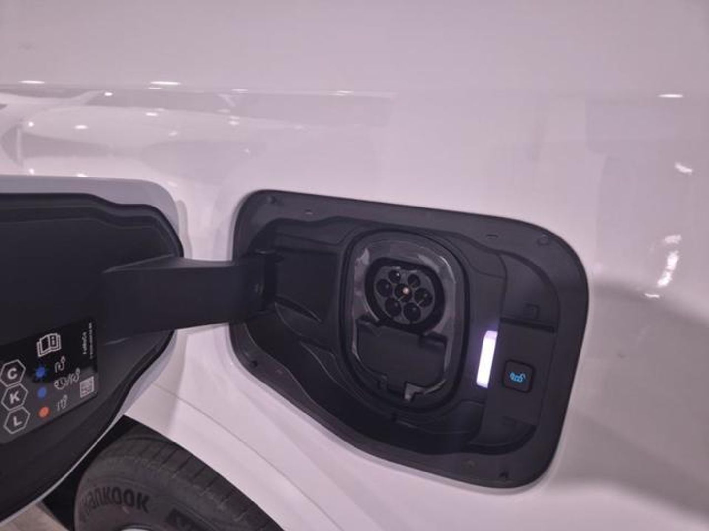 Ford Transit Courier Furgon BEV 54kWh Trend Auto 100 kW (136 CV) Blanco Industrial