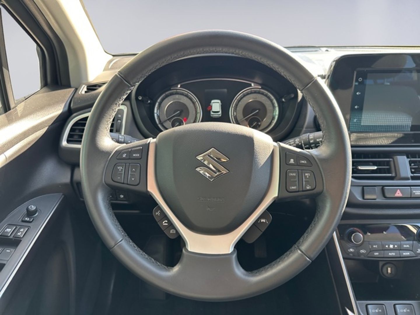 Suzuki S-Cross 1.4T Mild Hybrid S2 95 kW (129 CV)
