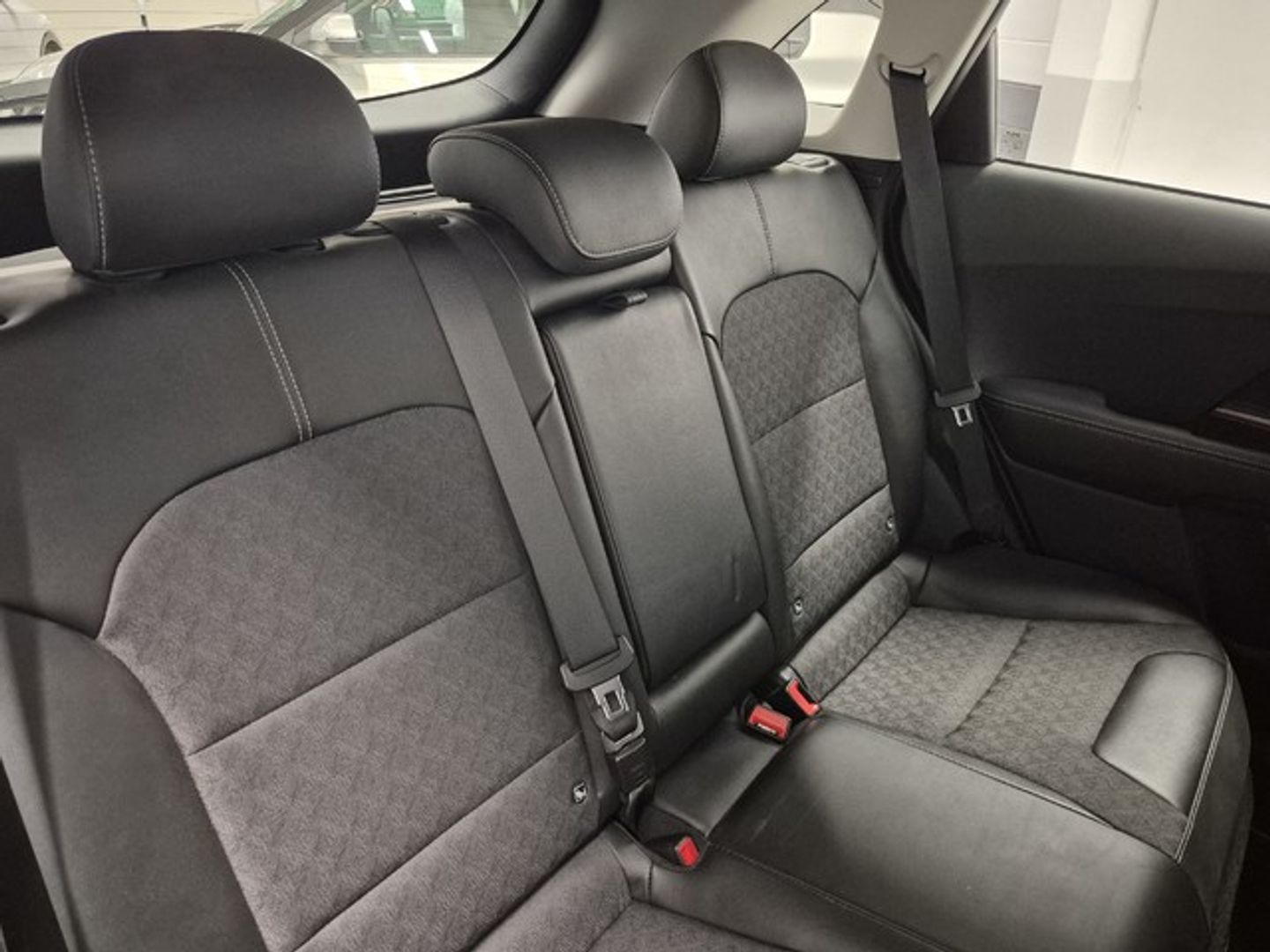 Kia Niro 1.6 GDi HEV Híbrido Drive 104 kW (141 CV)