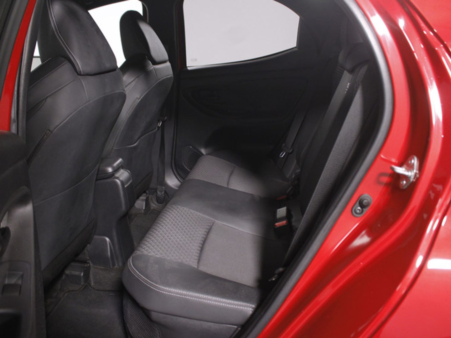 Toyota Yaris 120H Style 85 kW (116 CV)