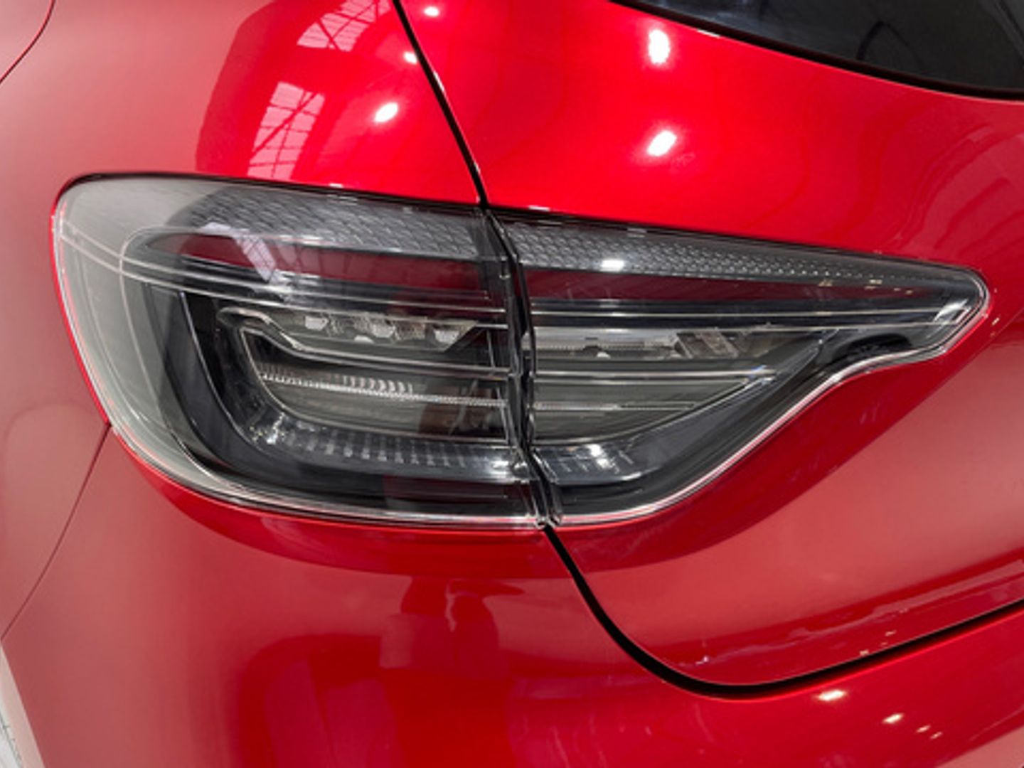 Renault Clio Evolution E-Tech full hybrid 145 105 kW (143 CV)