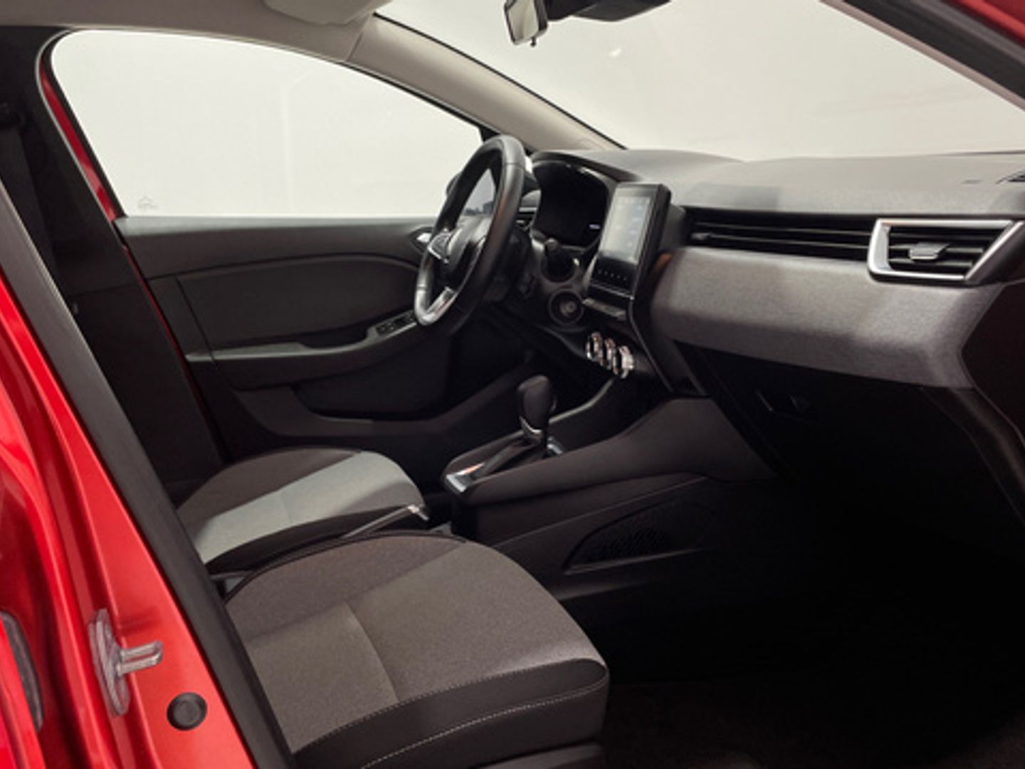 Renault Clio Evolution E-Tech full hybrid 145 105 kW (143 CV)