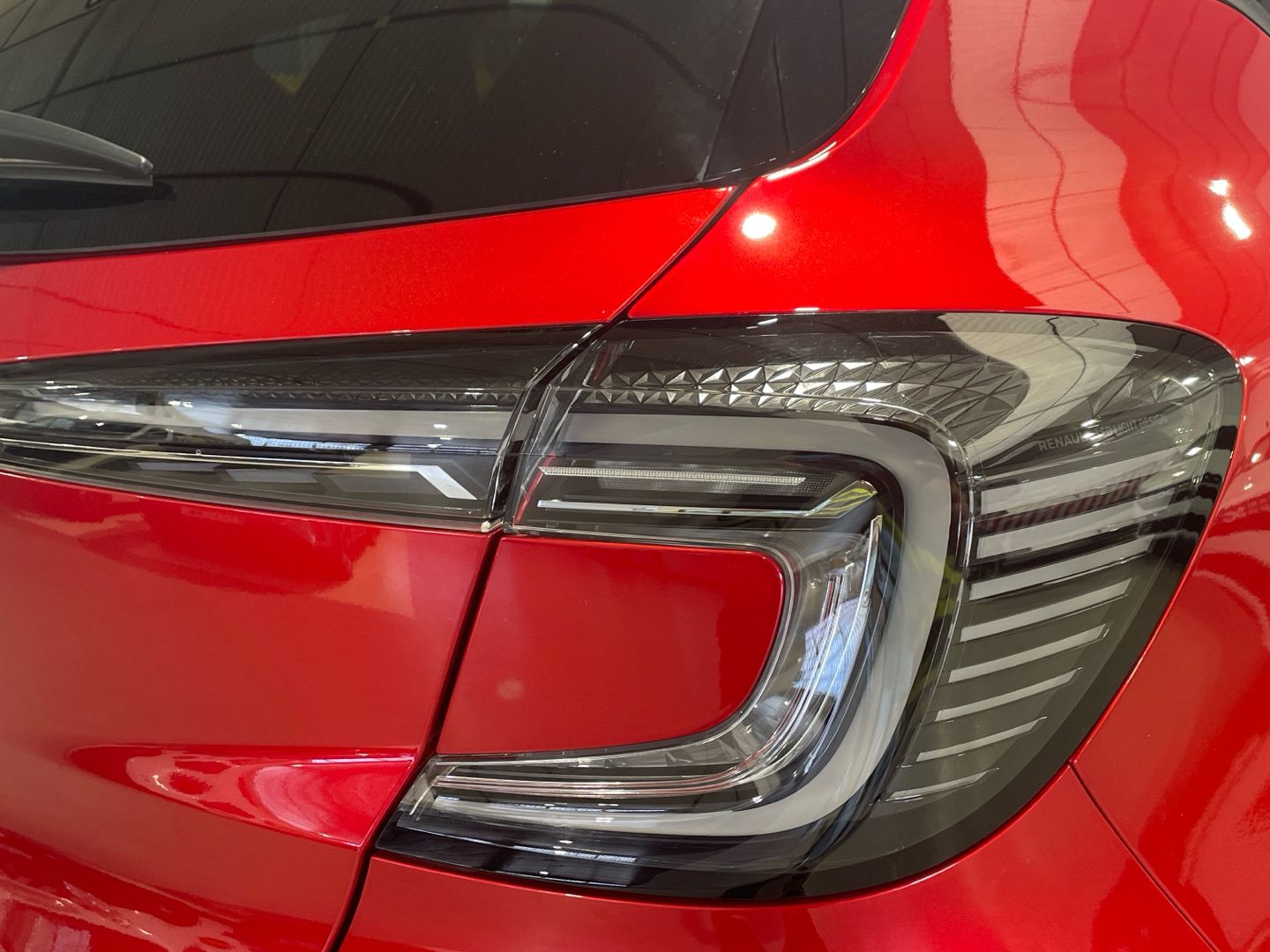 Renault Captur Techno TCe 160 Mild Hybrid EDC 118 kW (160 CV)