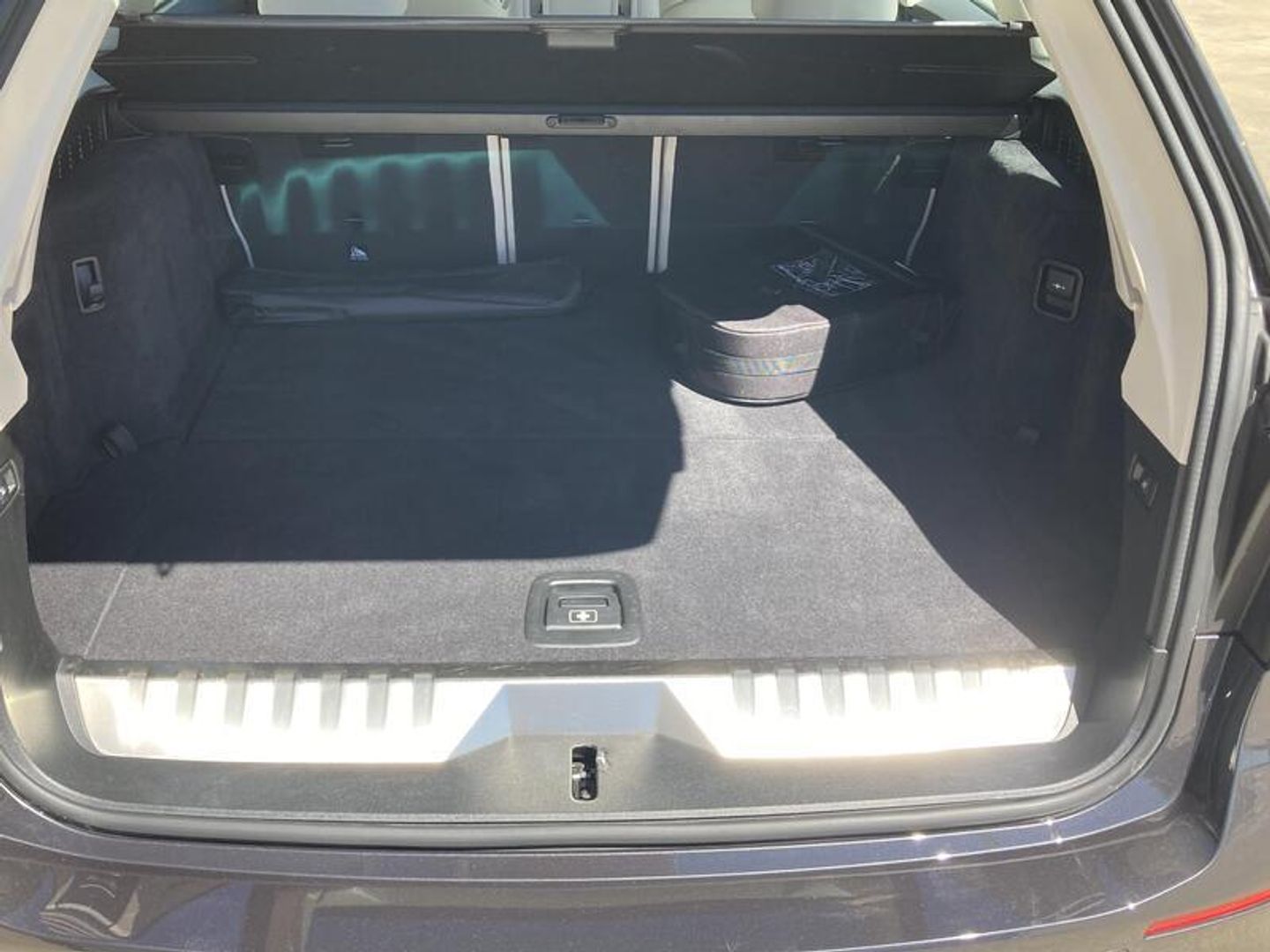 BMW Serie 5 530e Touring 215 kW (292 CV) Gris Familiar