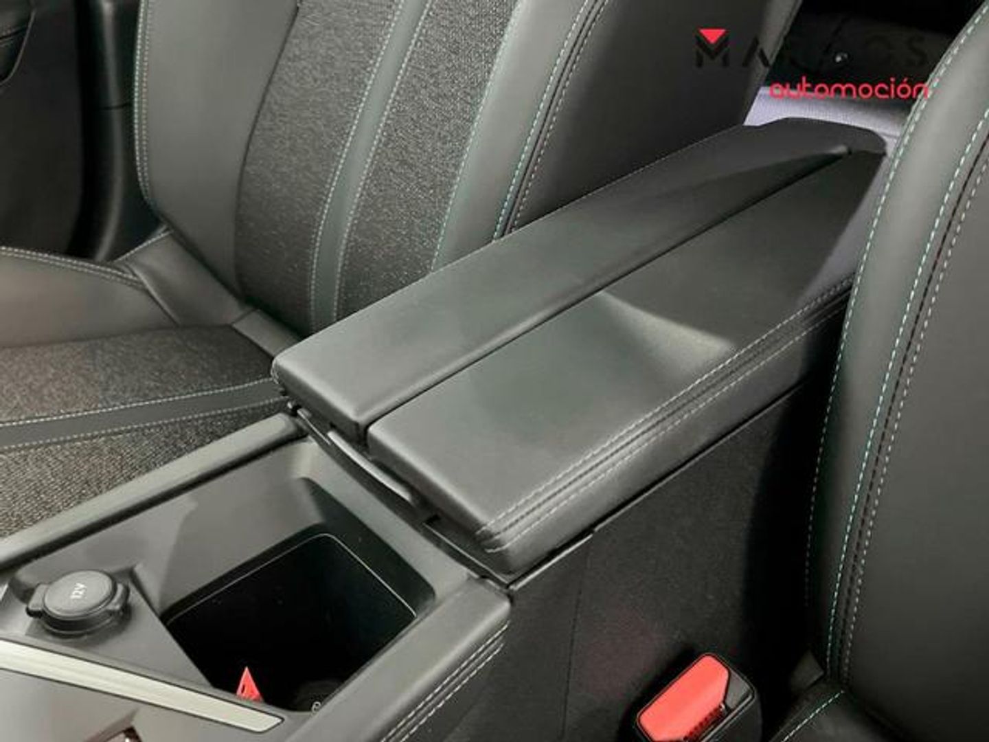 Peugeot 308 PureTech 130 S&S Allure 96 kW (130 CV)