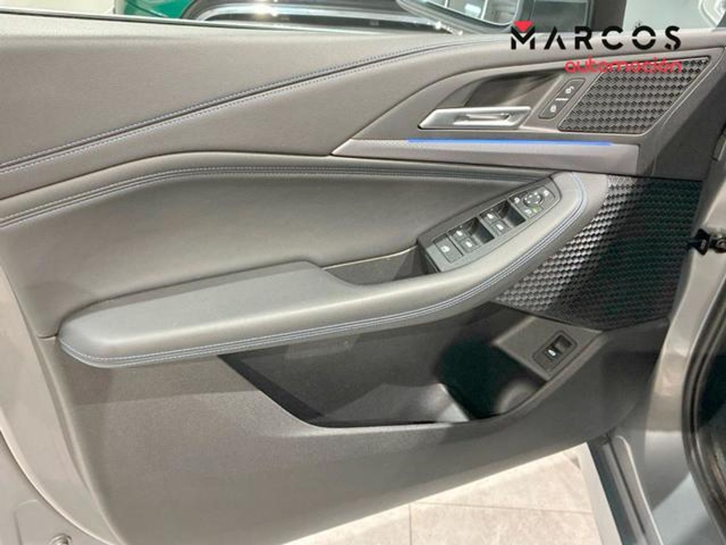 BMW Serie 2 218i Active Tourer 100 kW (136 CV)