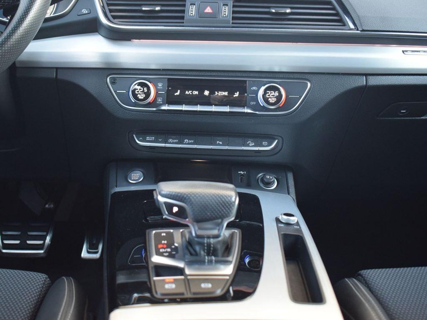 Audi Q5 Sportback Black line 40 TDI quattro-ultra 150 kW (204 CV) Blanco SUV