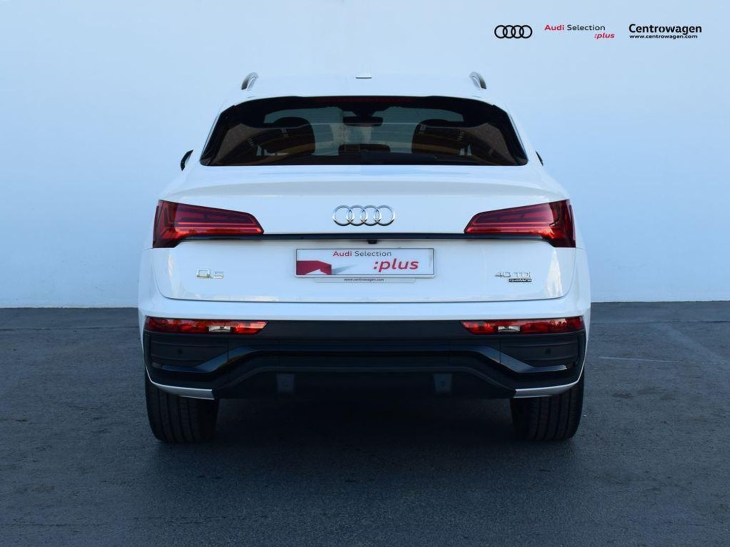 Audi Q5 Sportback Black line 40 TDI quattro-ultra 150 kW (204 CV) Blanco SUV