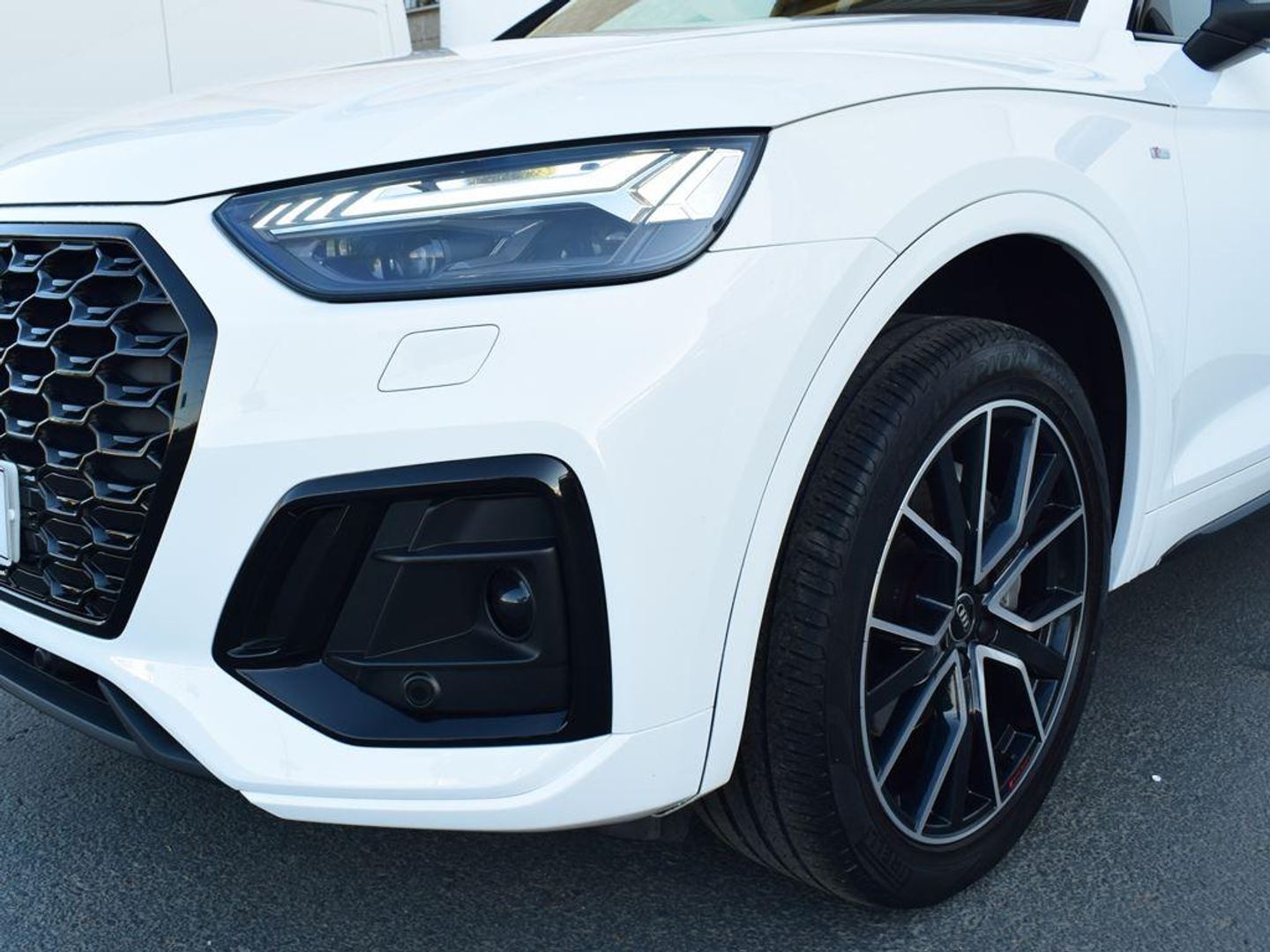 Audi Q5 Sportback Black line 40 TDI quattro-ultra 150 kW (204 CV) Blanco SUV