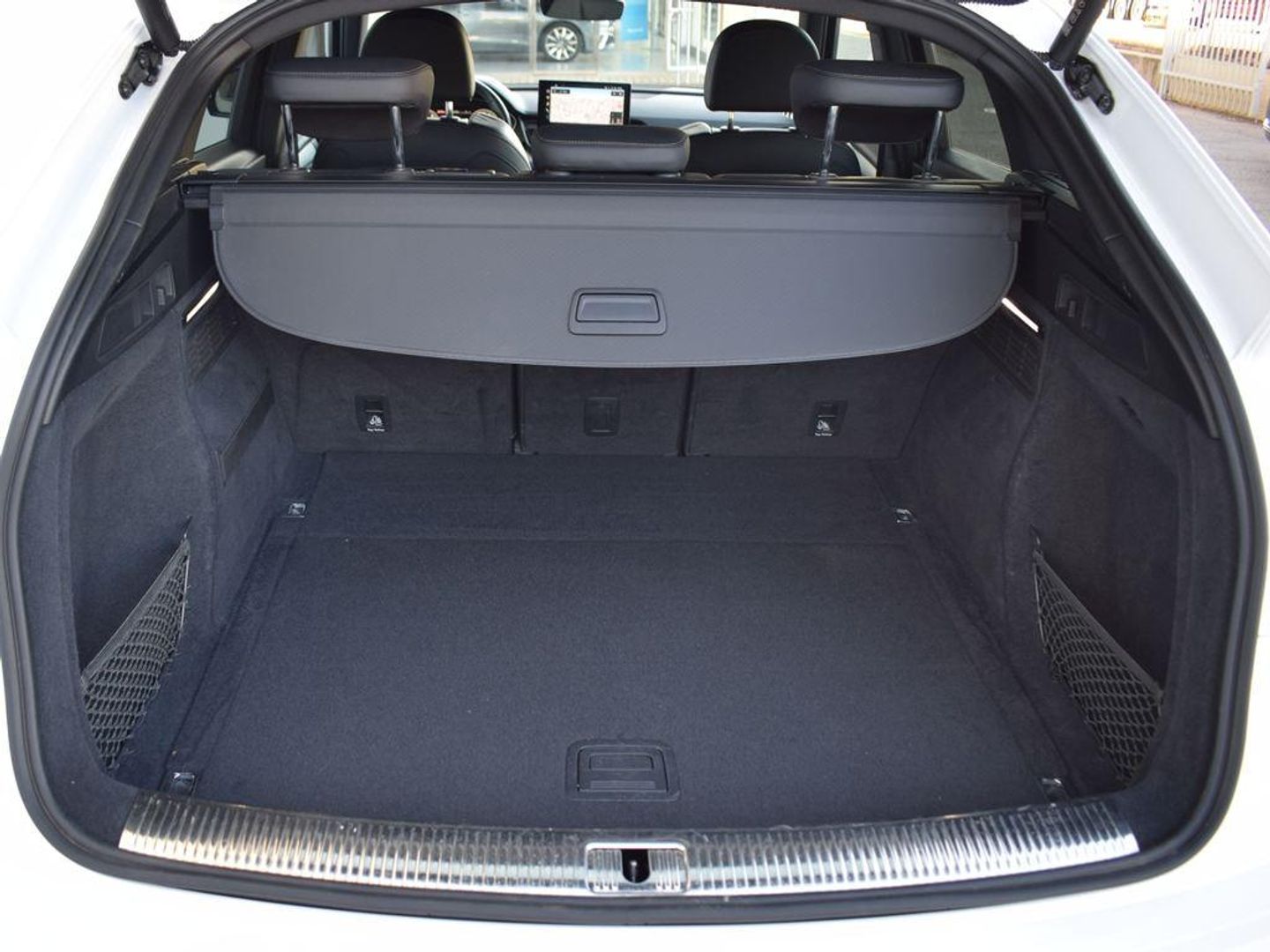 Audi Q5 Sportback Black line 40 TDI quattro-ultra 150 kW (204 CV) Blanco SUV