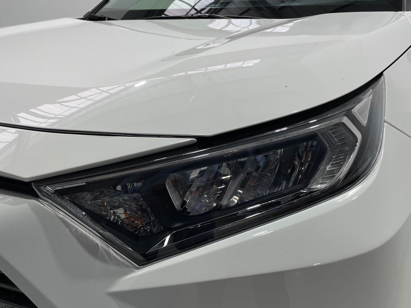 Toyota Rav4 2.5l hybrid Advance 4WD 163 kW (222 CV)