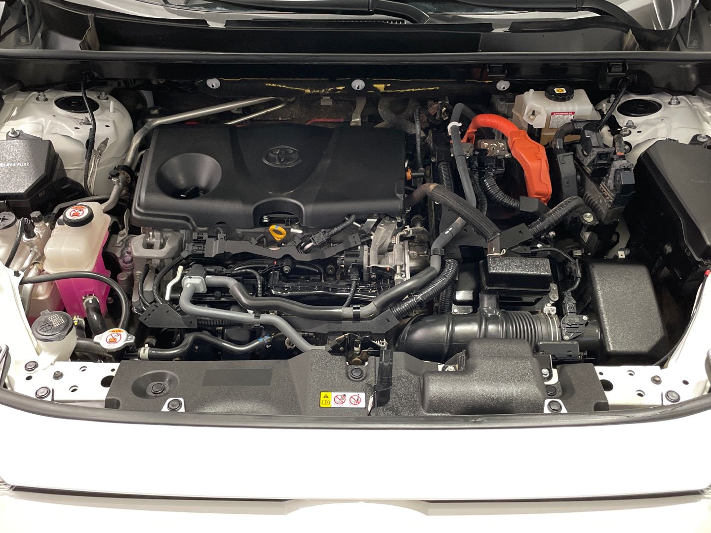 Toyota Rav4 2.5l hybrid Advance 4WD 163 kW (222 CV)