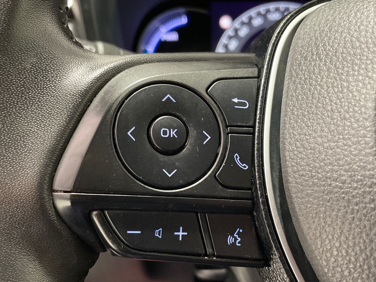 Toyota Rav4 2.5l hybrid Advance 4WD 163 kW (222 CV)