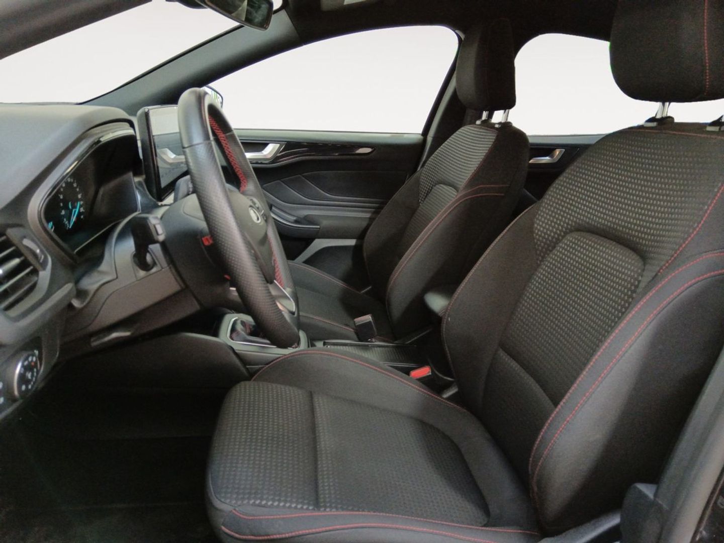 Ford Focus 1.0 Ecoboost MHEV ST-Line 114 kW (155 CV)