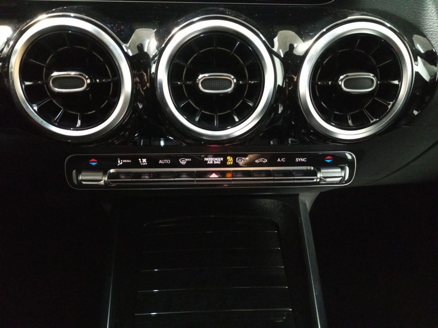 Mercedes-Benz GLA 180 100 kW (136 CV)