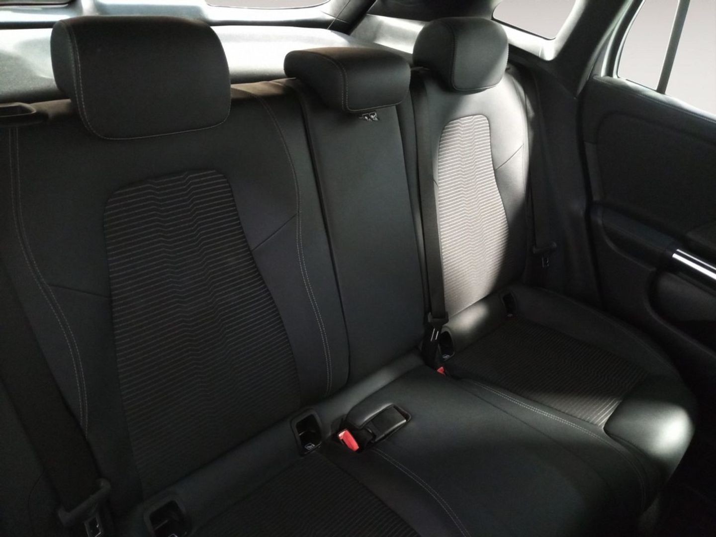 Mercedes-Benz GLA 180 100 kW (136 CV)