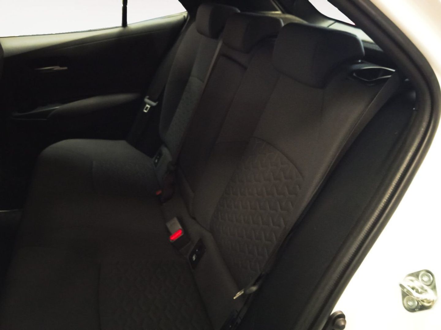 Toyota Corolla 125H Business E-CVT 90 kW (122 CV)