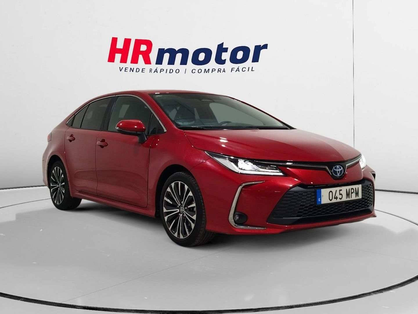 Toyota Corolla 140H Style 103 kW (140 CV) Rojo Sedan