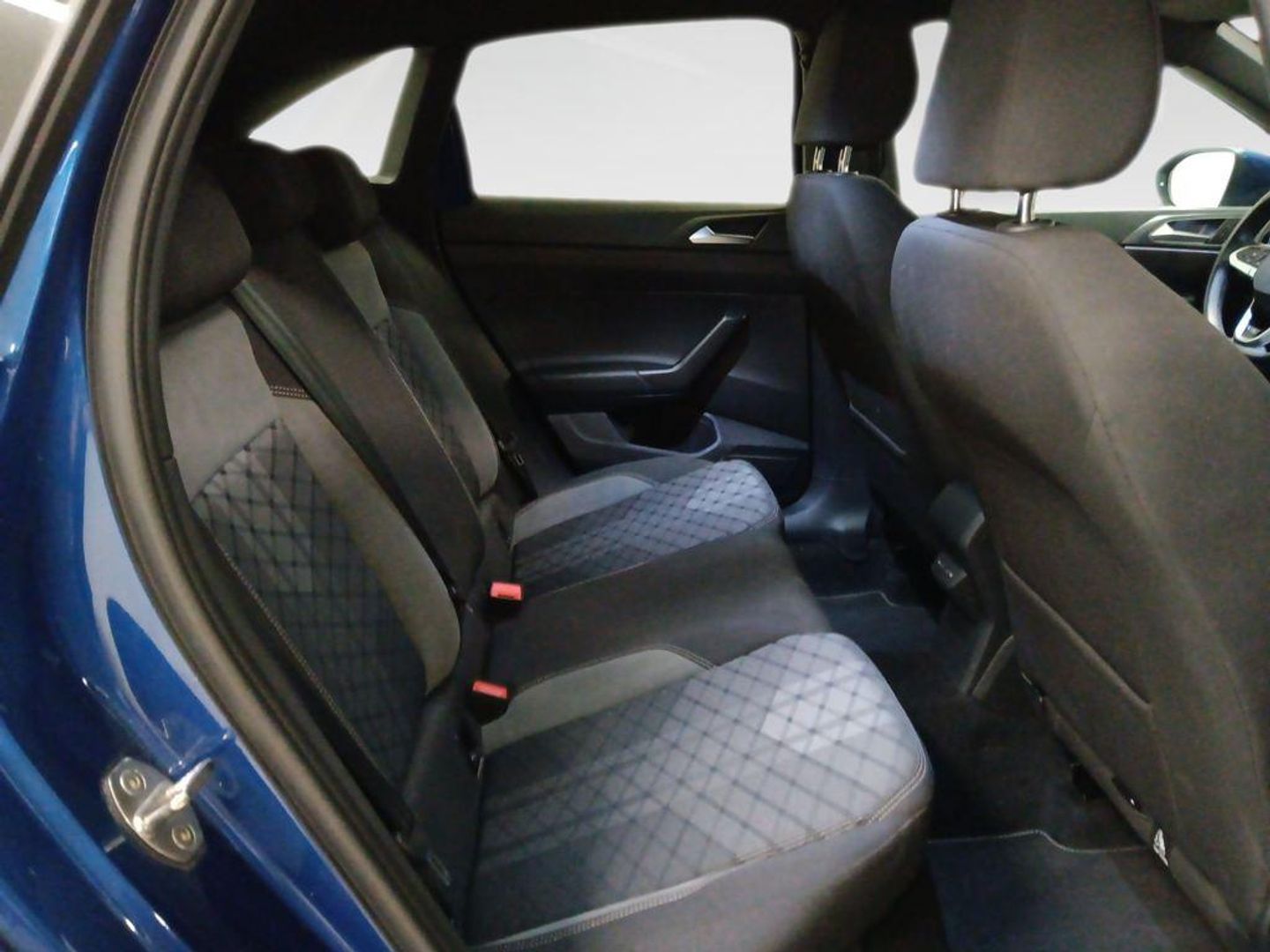 Volkswagen Taigo R-Line 1.0 TSI 85 kW (115 CV) DSG