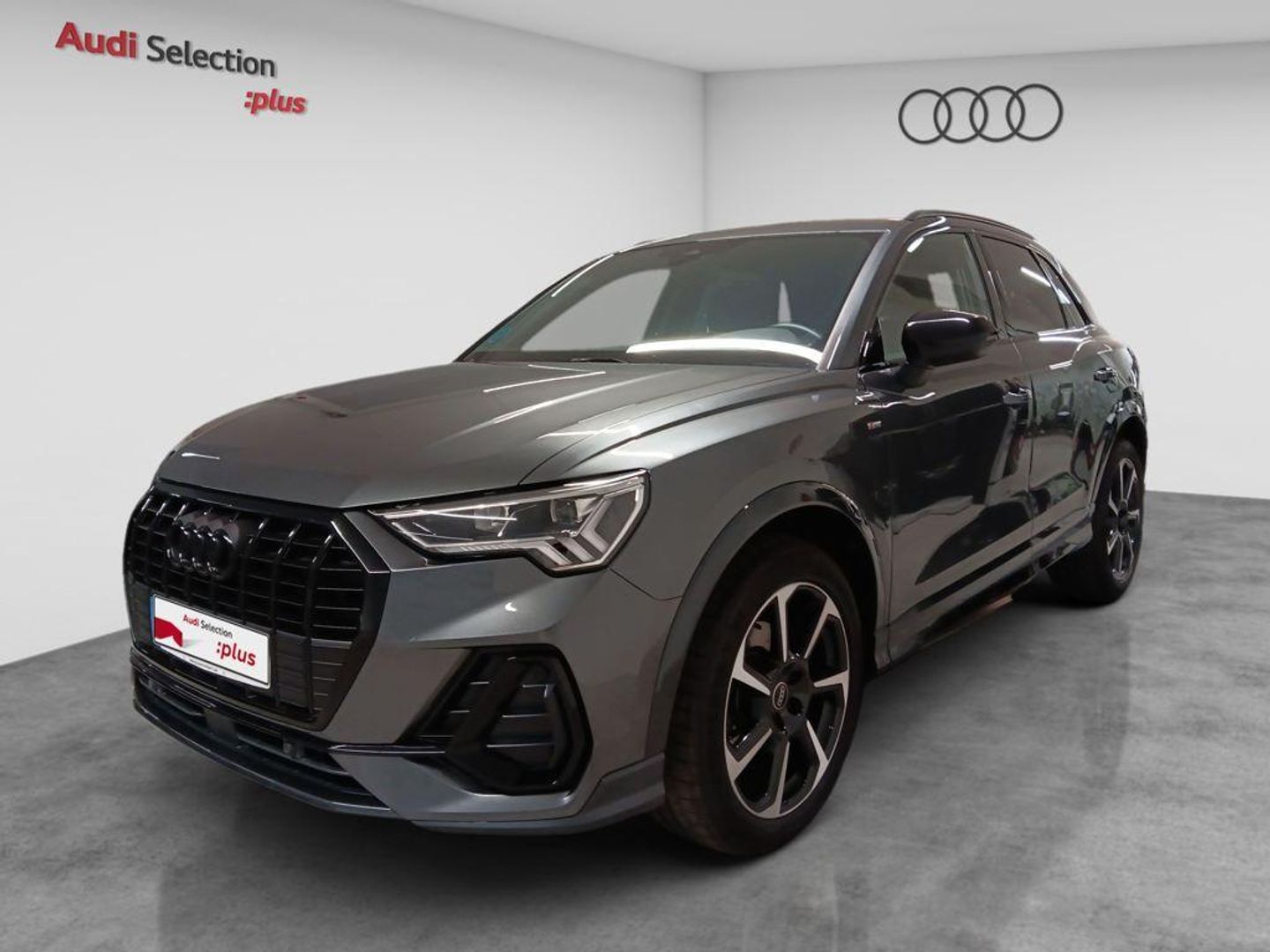 Audi Q3 Black line 35 TFSI 110 kW (150 CV) S tronic Gris SUV