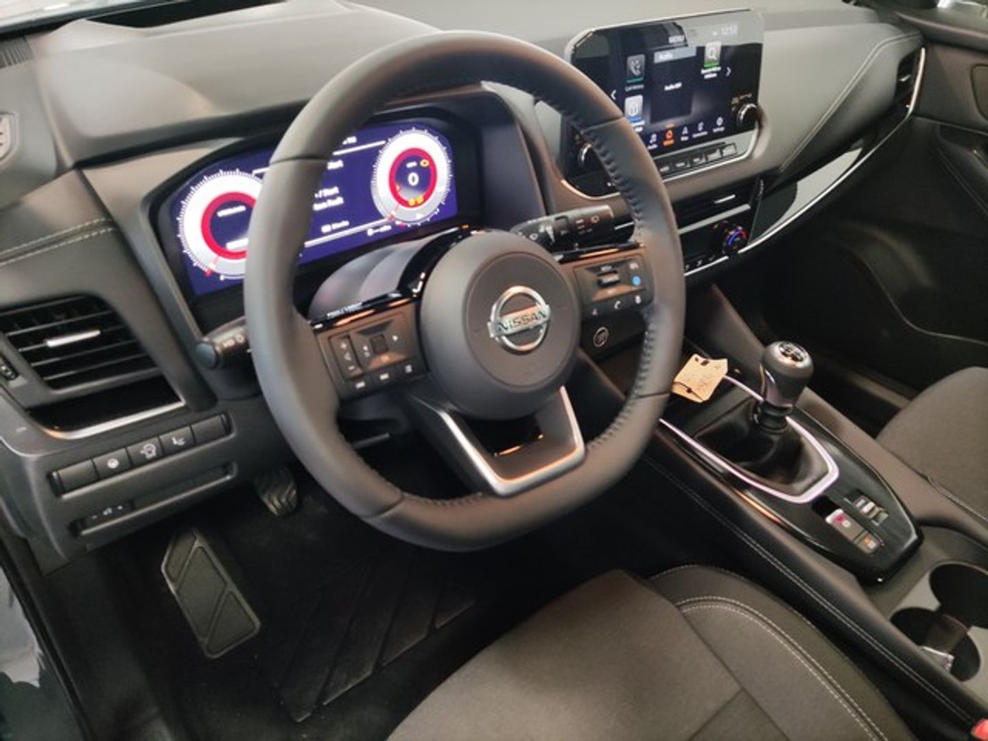Nissan Qashqai DIG-T 140 mHEV Visia 103 kW (140 CV)