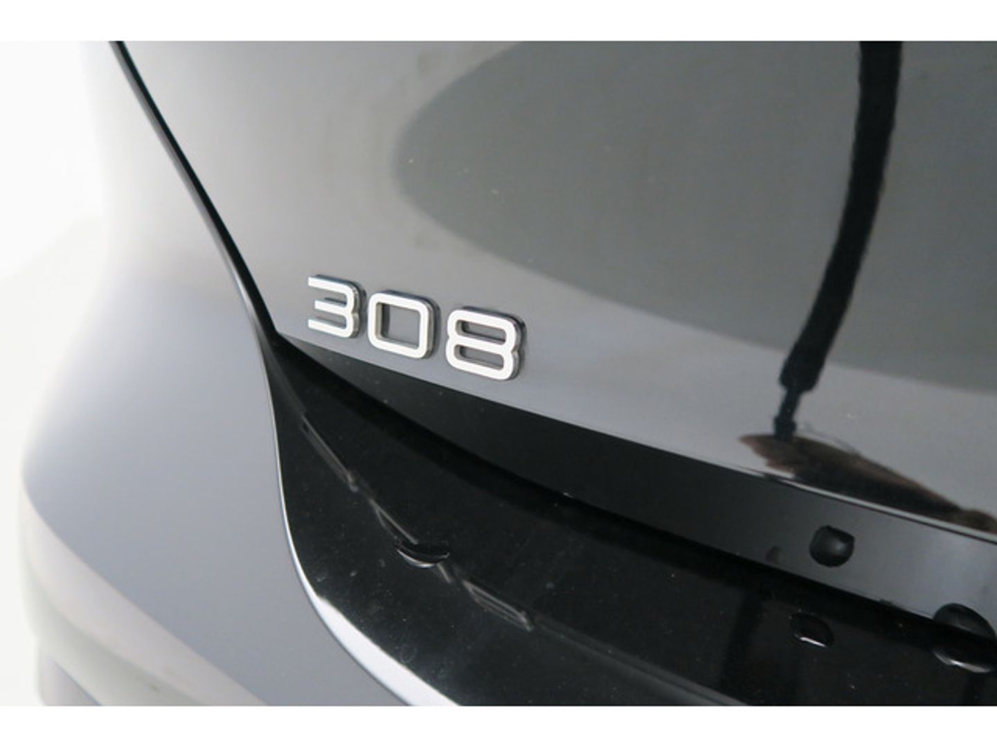 Peugeot 308 PureTech 130 S&S Allure Pack EAT8 96 kW (130 CV)