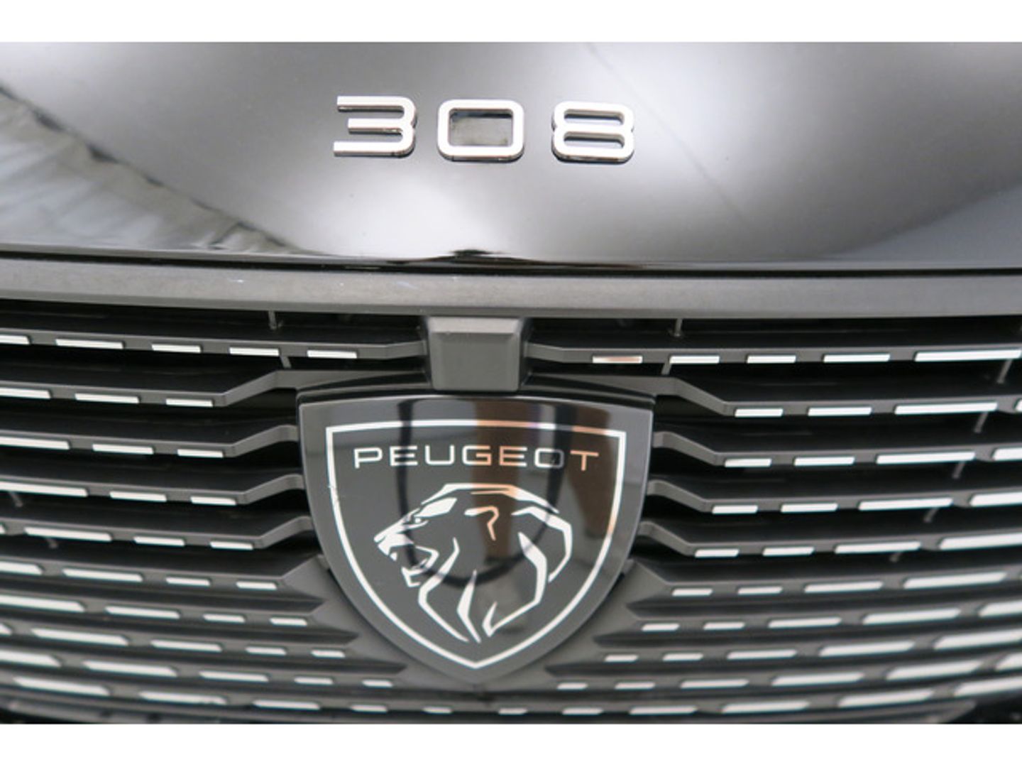 Peugeot 308 PureTech 130 S&S Allure Pack EAT8 96 kW (130 CV)