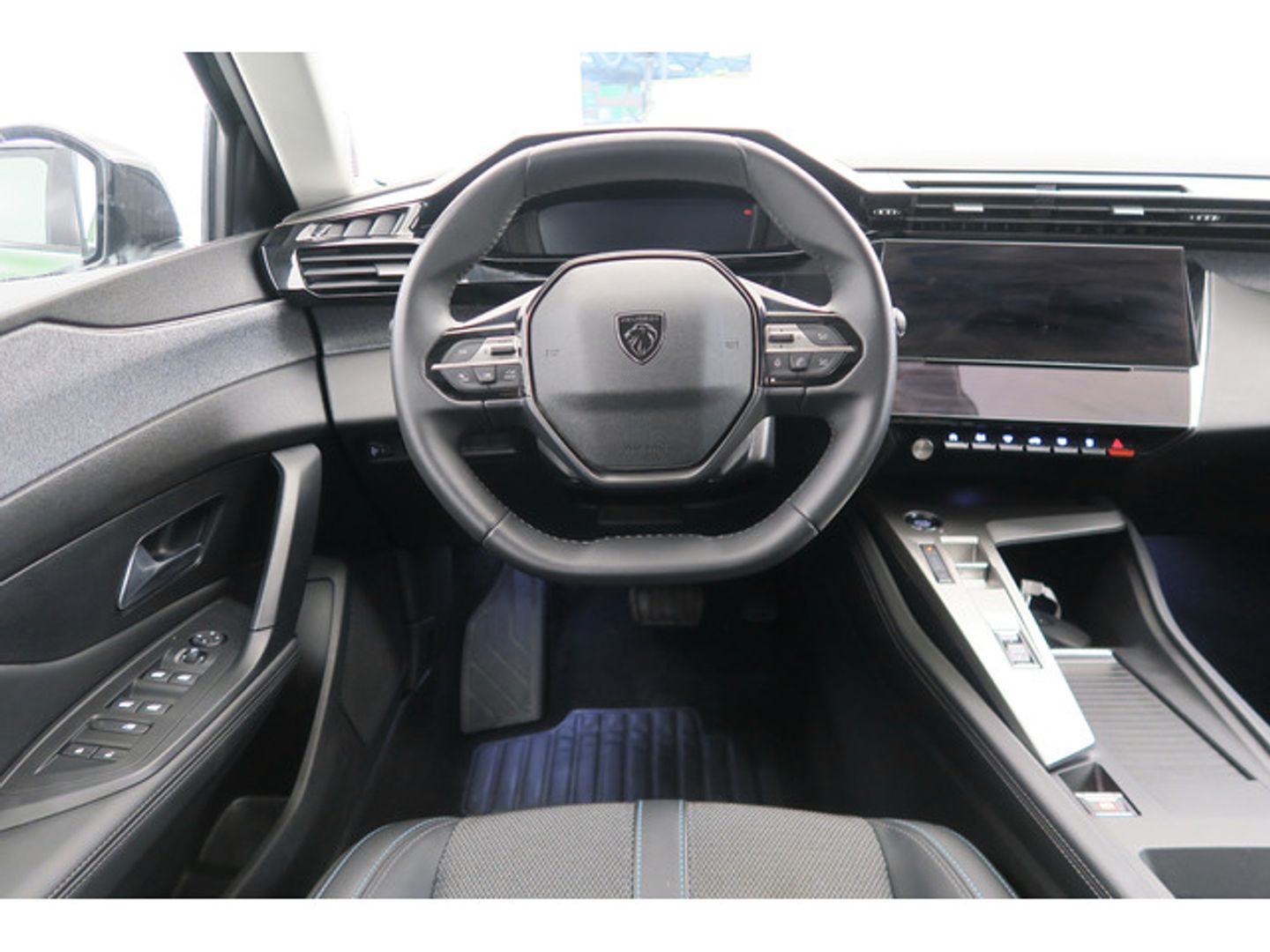 Peugeot 308 PureTech 130 S&S Allure Pack EAT8 96 kW (130 CV)