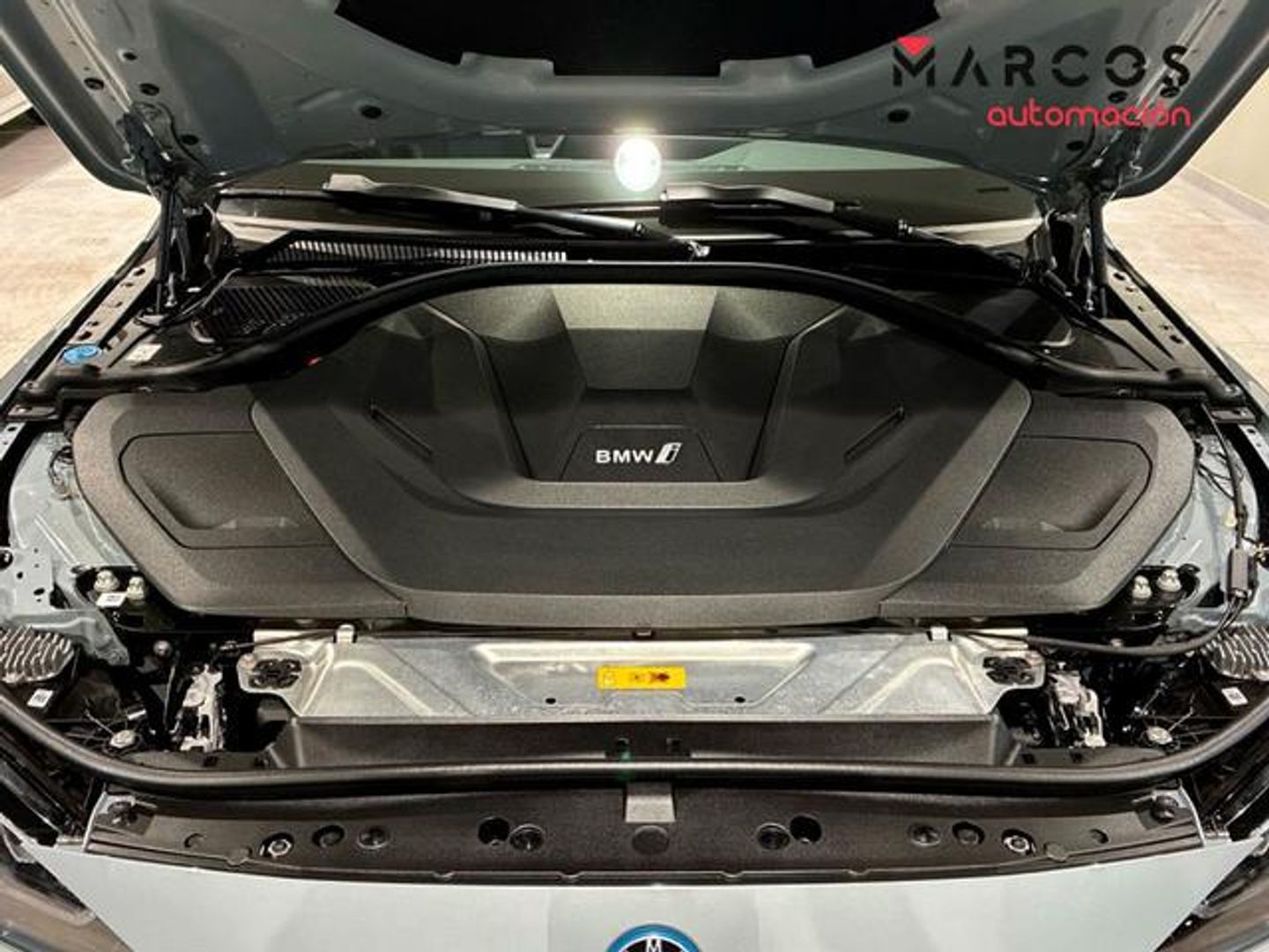BMW i4 eDrive40 250 kW (340 CV)