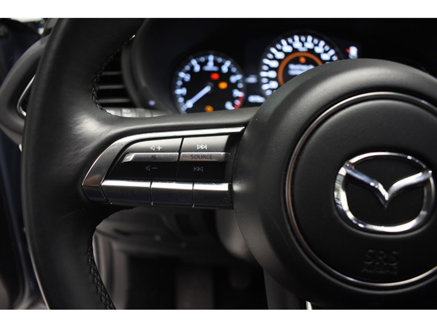 Mazda CX-30 e-SKY X MHEV Homura 2WD 6AT 137 kW (186 CV)