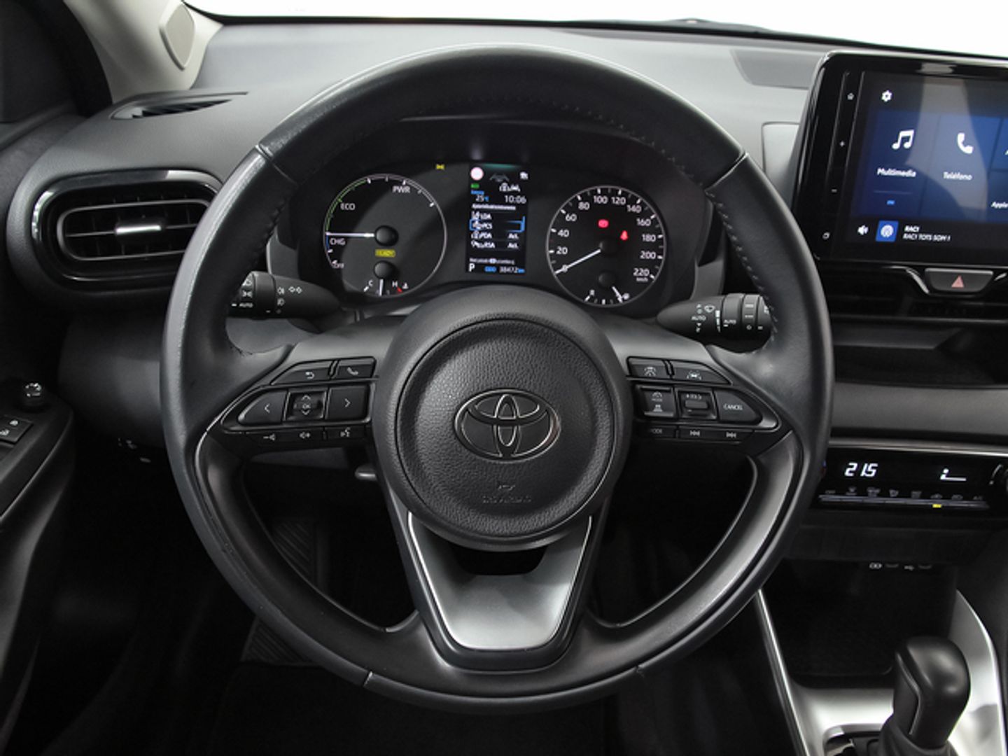 Toyota Yaris 120H Active Plus 85 kW (116 CV) Negro Sedan