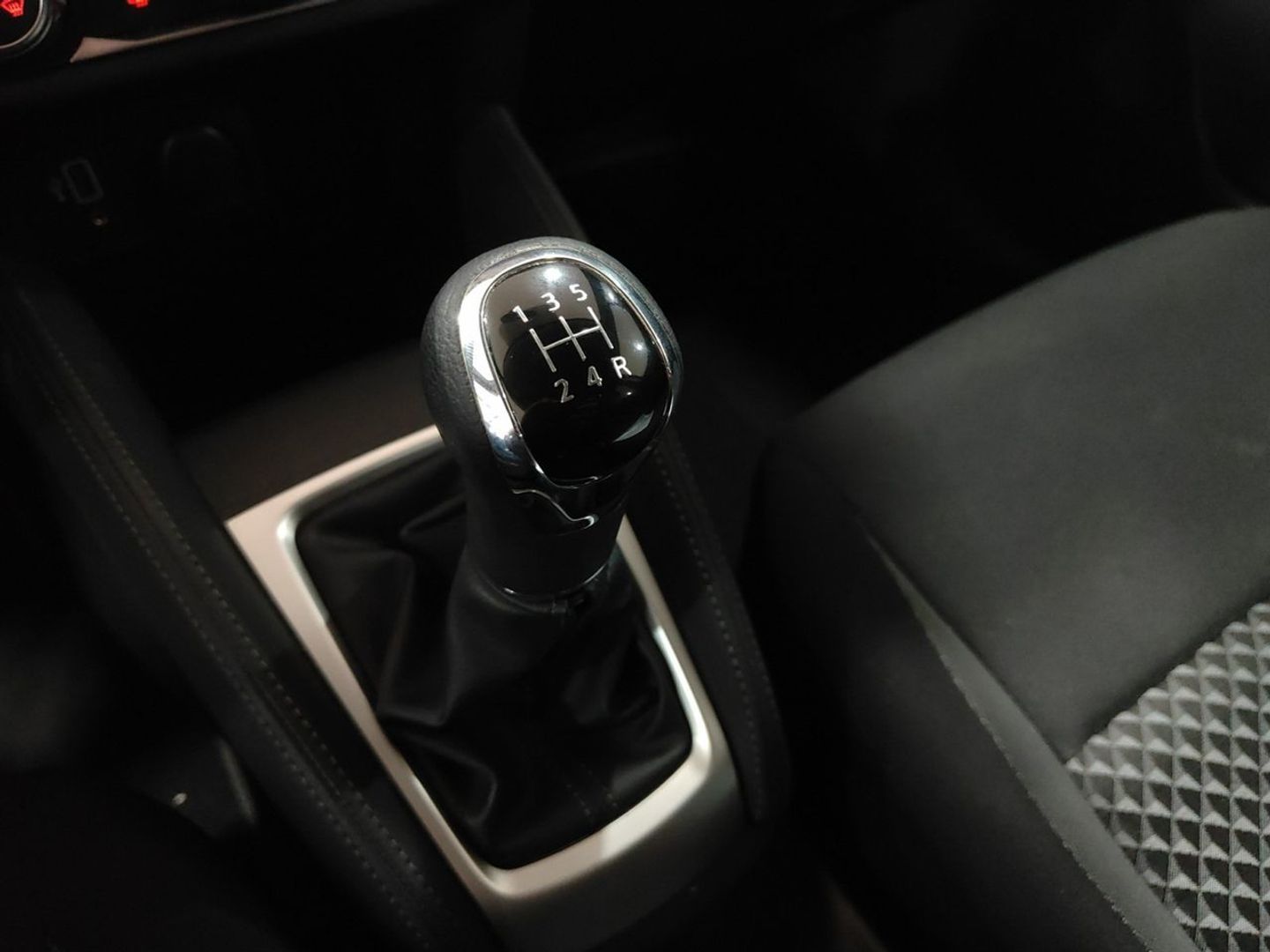 Nissan Micra IG-T 100 Acenta 74 kW (100 CV)