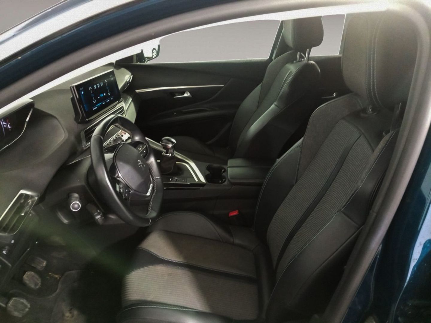 Peugeot 3008 PureTech 130 S&S Allure 96 kW (130 CV)