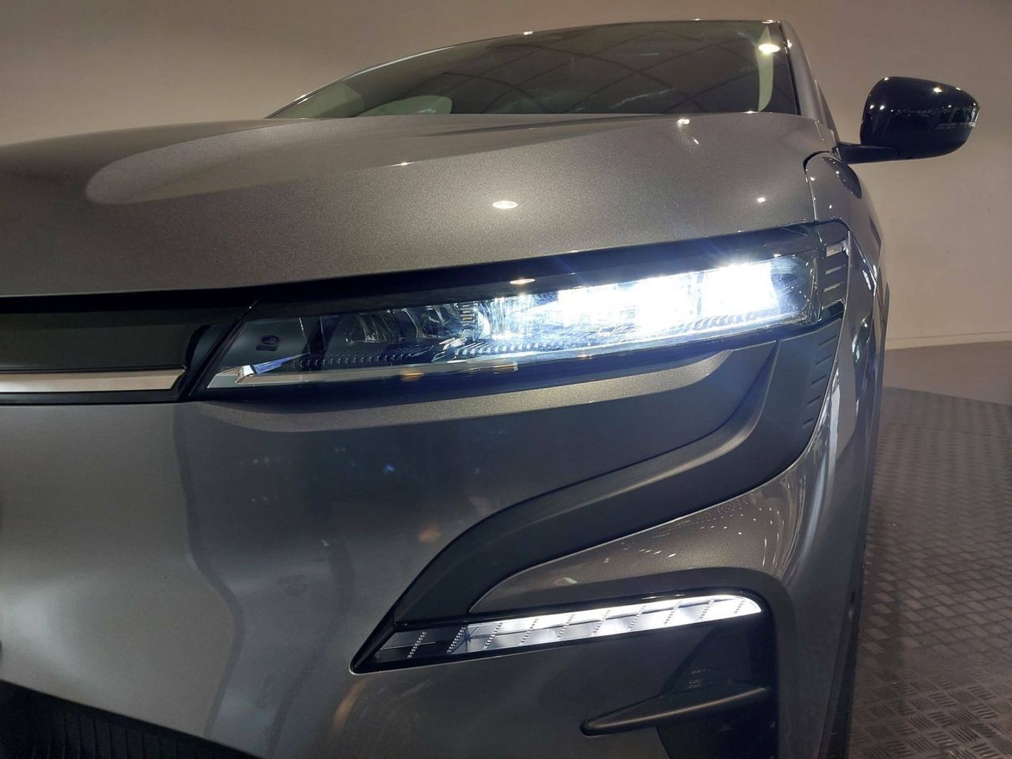 Renault Megane E-Tech Evolution ER EV60 Super Charge 96 kW (130 CV) Gris Sedan
