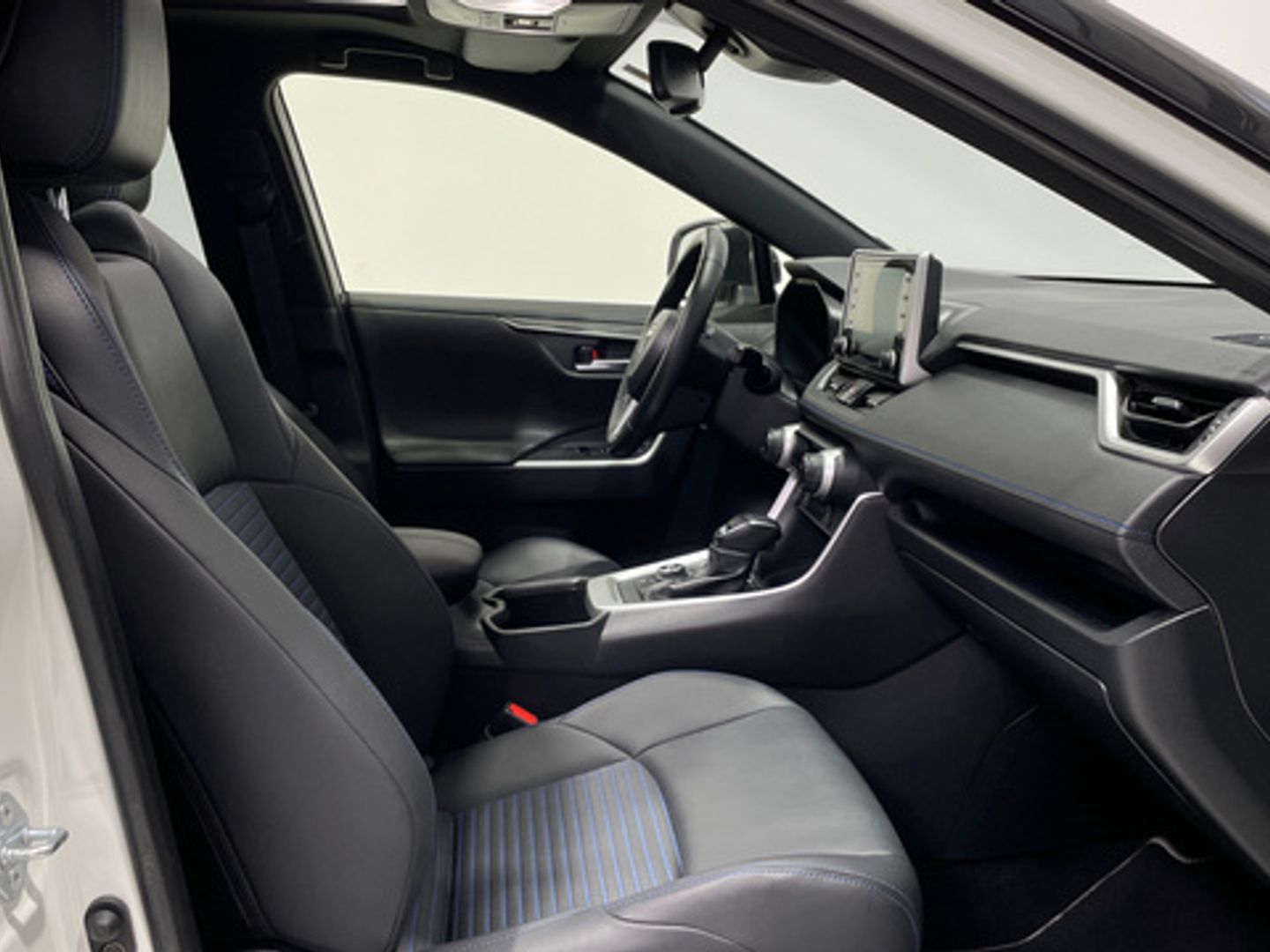 Toyota Rav4 2.5l hybrid Style 4WD 163 kW (222 CV)