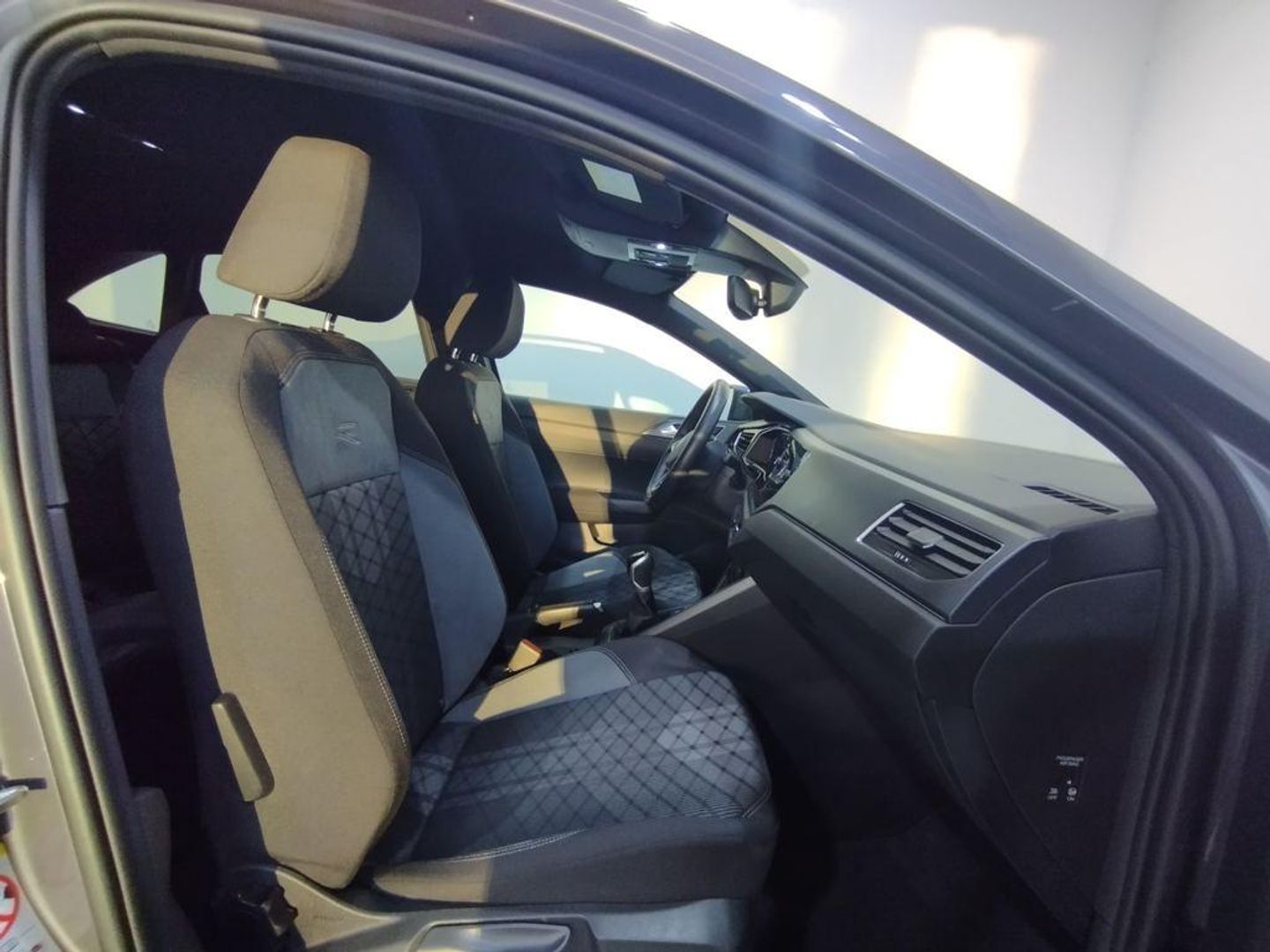 Volkswagen Taigo R-Line 1.0 TSI 85 kW (115 CV)