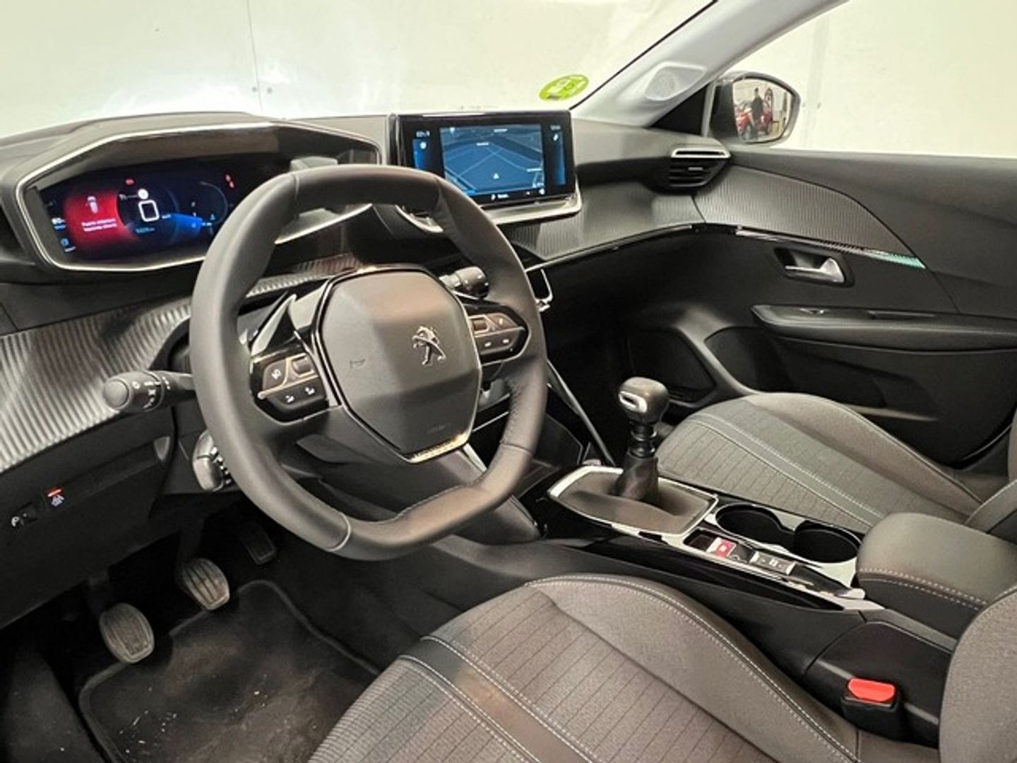 Peugeot 208 PureTech 100 Allure Pack 75 kW (100 CV)