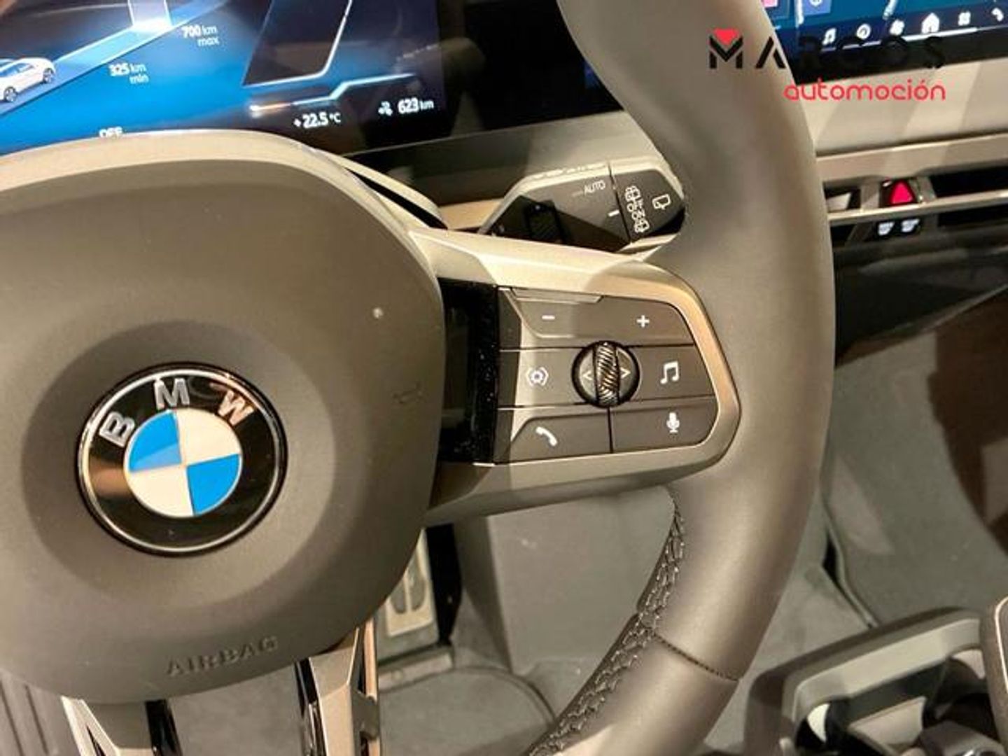 BMW iX xDrive60 400 kW (544 CV) Gris All Terrain / Pick-up