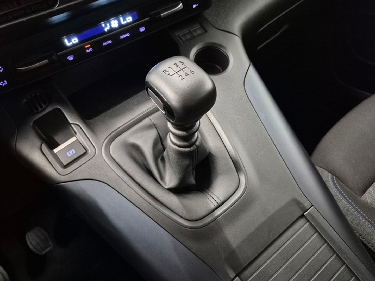 Peugeot Rifter BlueHDi 100 S&S Allure Standard 73 kW (100 CV)