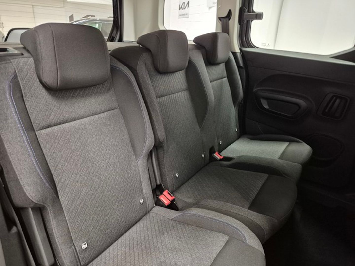 Peugeot Rifter BlueHDi 100 S&S Allure Standard 73 kW (100 CV)