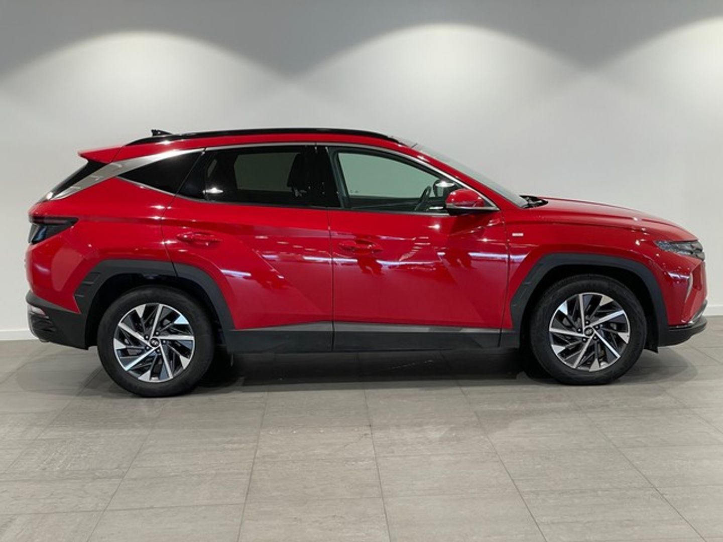 Hyundai Tucson 1.6 TGDI 48V Tecno Sky DCT 110 kW (150 CV)