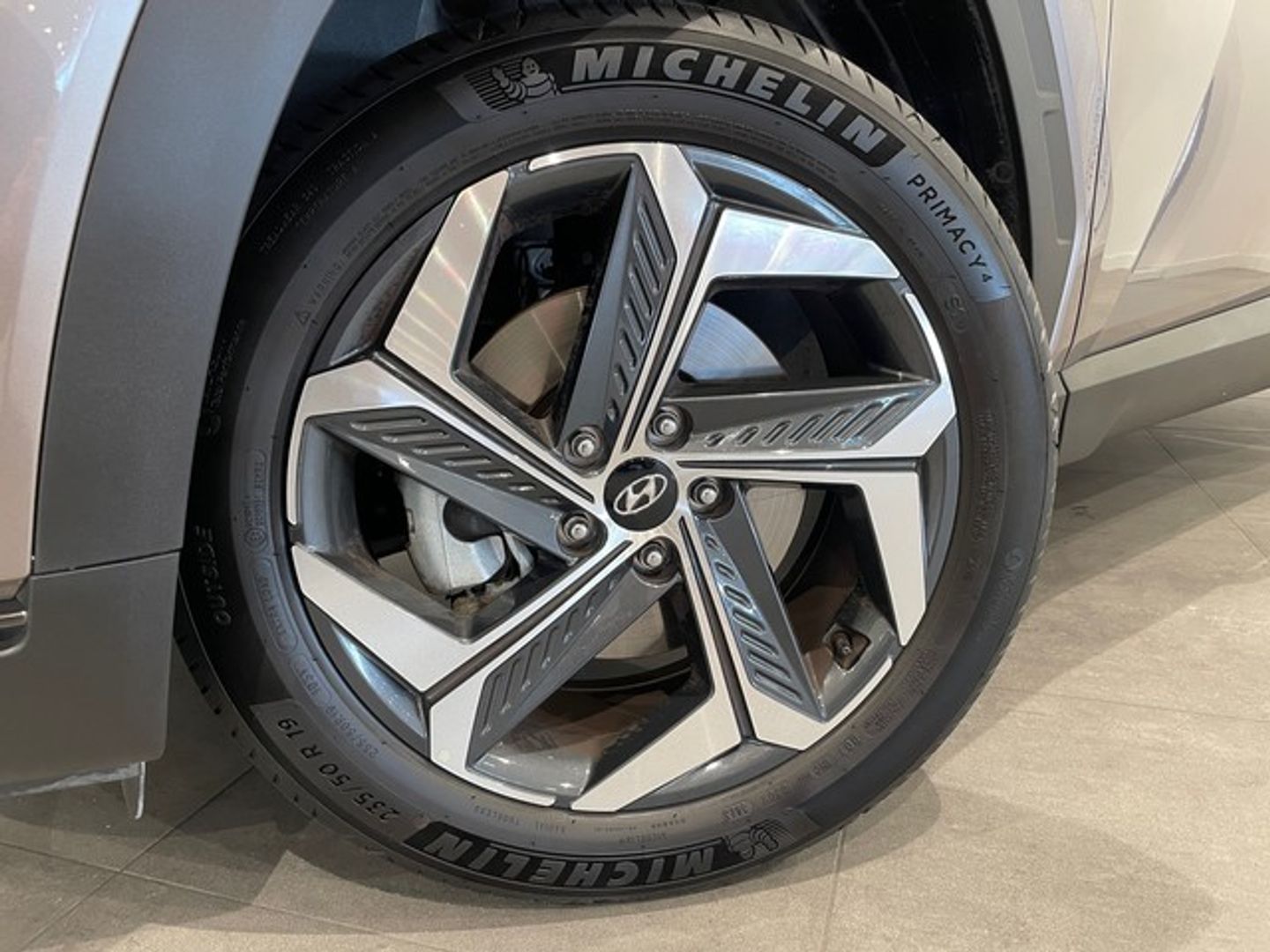Hyundai Tucson 1.6 TGDI HEV Tecno Sky Auto 169 kW (230 CV)