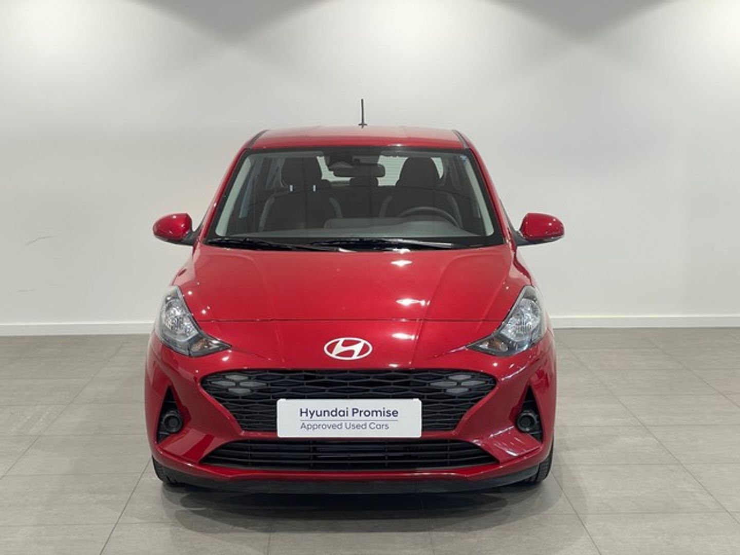 Hyundai i10 1.0 Klass 49 kW (67 CV) Rojo Utilitarian