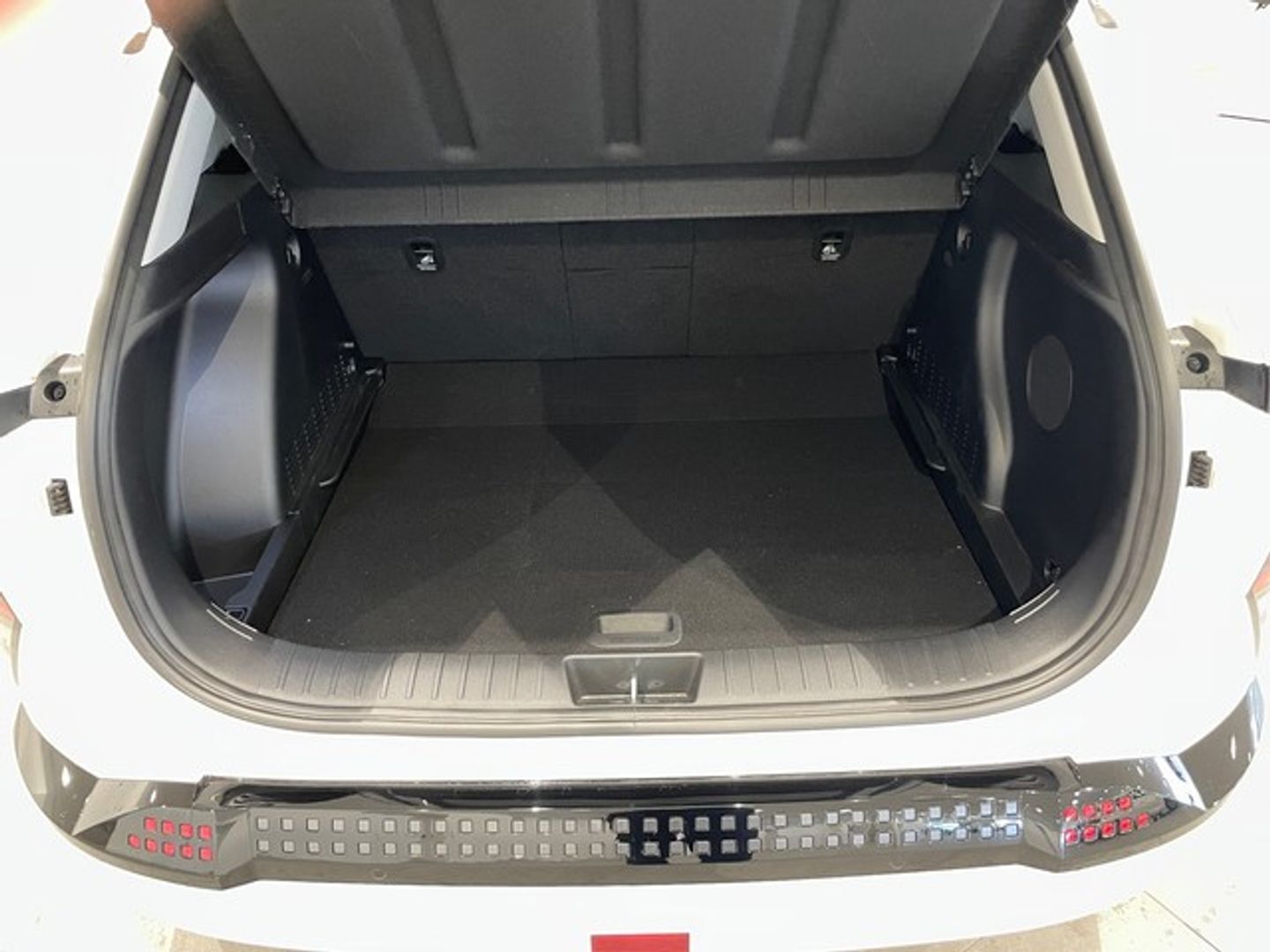 Hyundai Kona EV Tecno 2C 150 kW (204 CV) Blanco All Terrain / Pick-up