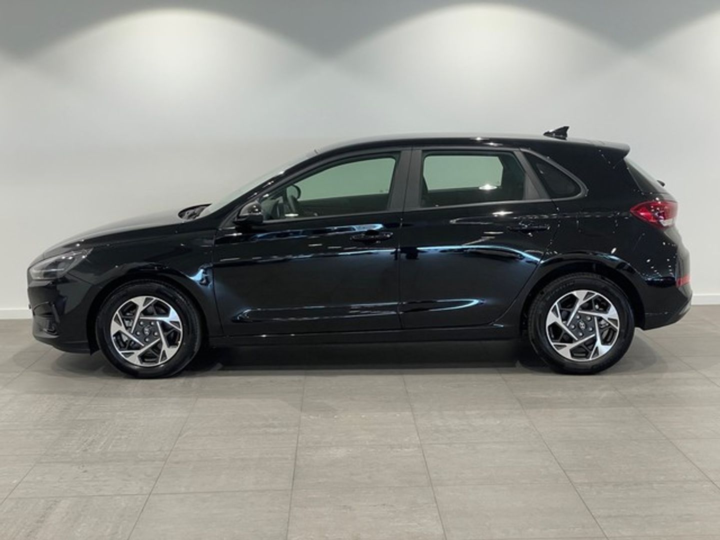 Hyundai i30 1.0 TGDI 48V Klass 74 kW (100 CV)