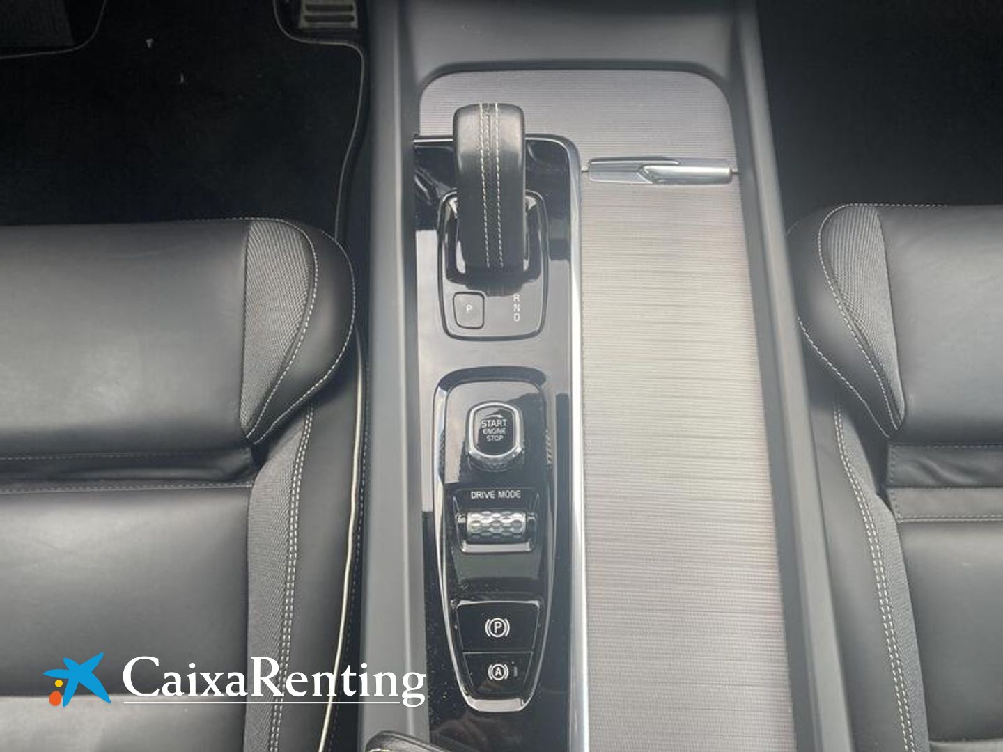 Volvo XC60 T6 Recharge R-Design AWD Auto 250 kW (340 CV)