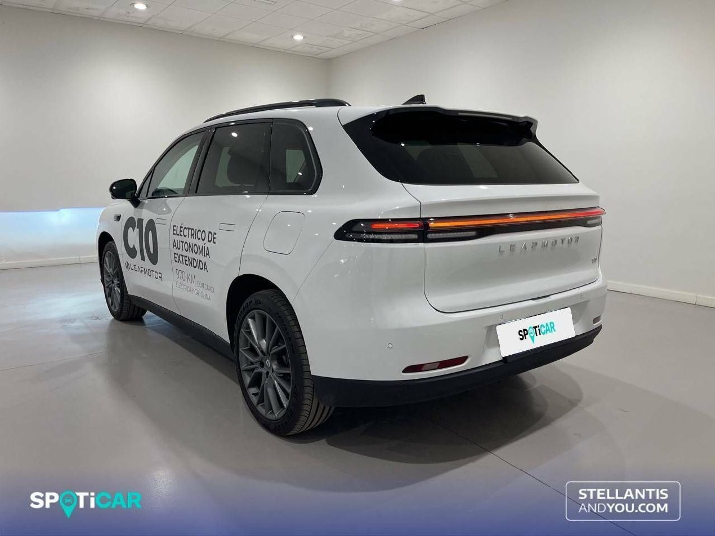 Leapmotor C10 BEV 69.9kWh Design Auto 160 kW (218 CV)